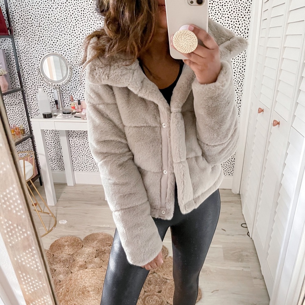 NWT Abercrombie & Fitch Faux Mini Puffer